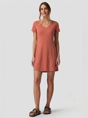 Kuhl Inara dress coral Bellini print v neck short sleeves wicking pocket XS